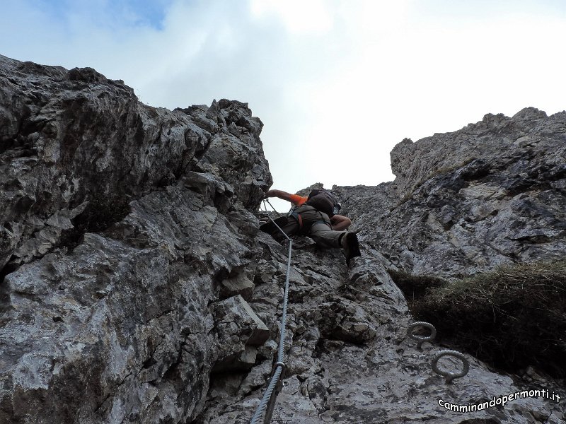 53 Ferrata MAURIZIO Anticima est Monte Alben.JPG -           